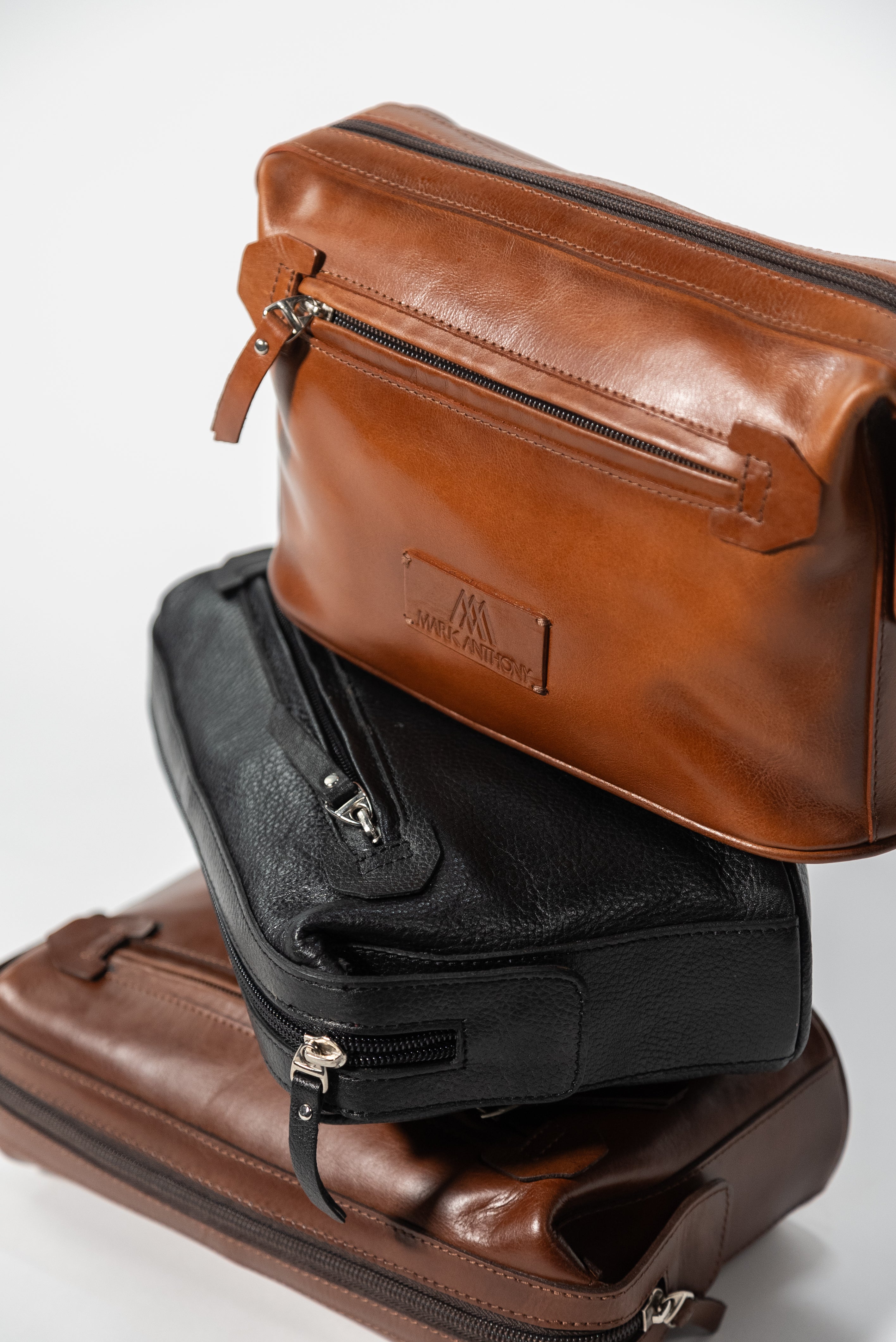Leather Toiletry Bag – Mark Anthony Collections